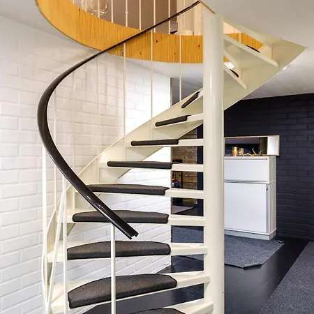 Riverside City House Hosted By Hygge Host