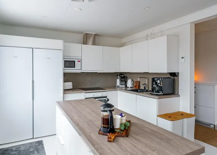 Luxurious Prime Location Hosted By Hygge Host