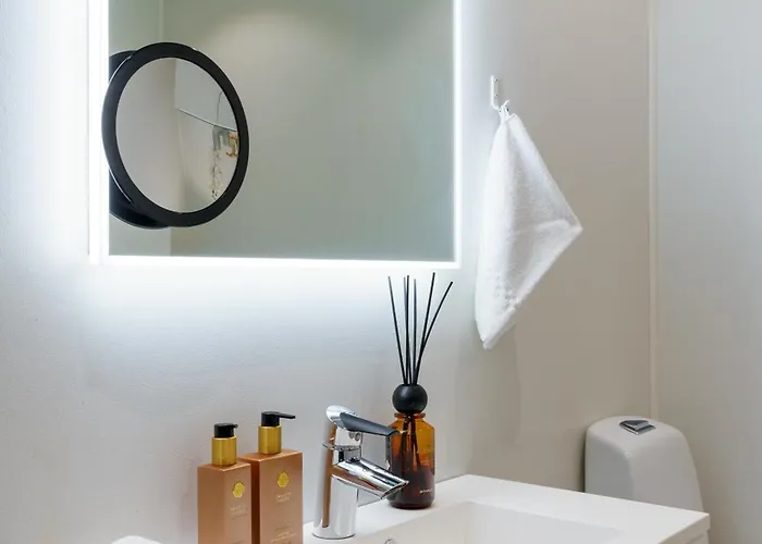 Luxurious Prime Location Hosted By Hygge Host Apartamento